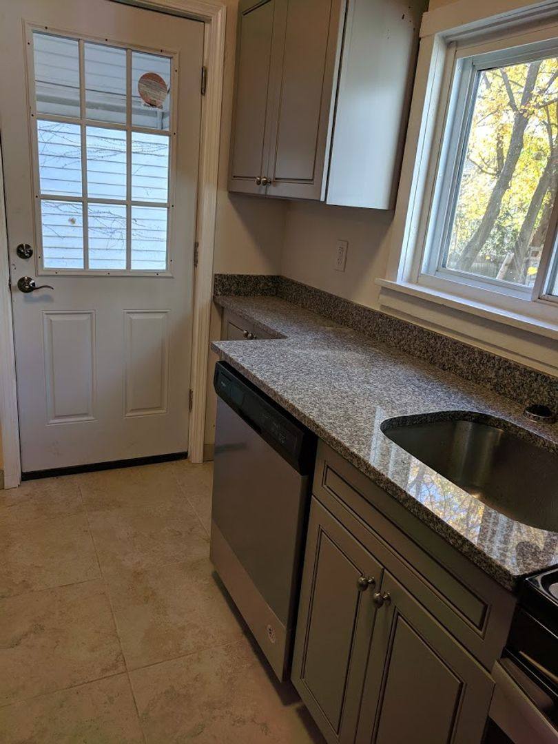 House for rent at 915 Mellon St, Pittsburgh, PA 15206