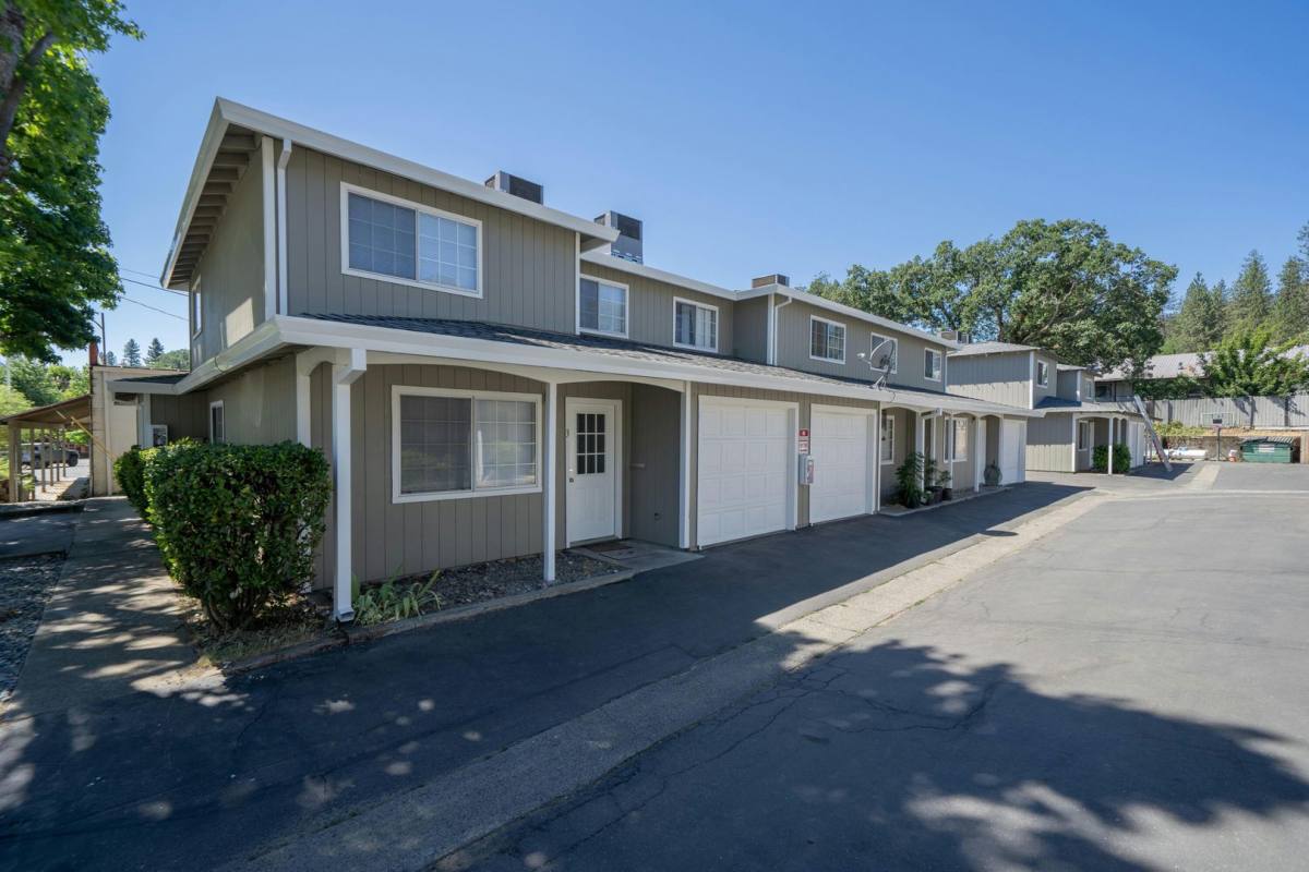 Apartment for rent at 10 S Miner St, Weaverville, CA 96093