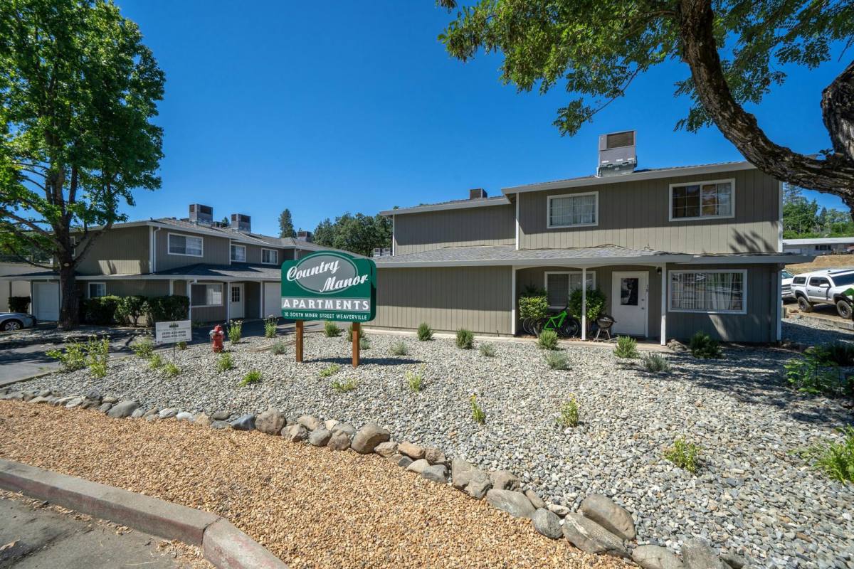 Apartment for rent at 10 S Miner St, Weaverville, CA 96093
