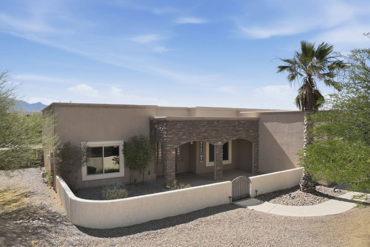 House for rent at 4212 S Hackberry Dr, Sierra Vista, AZ 85635