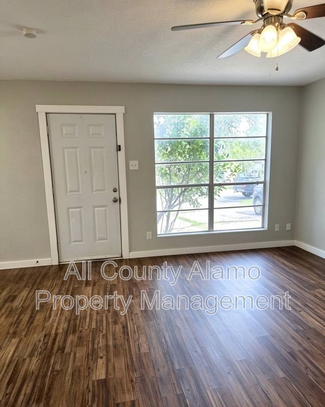 House for rent at 429 Zachry Dr, San Antonio, TX 78228