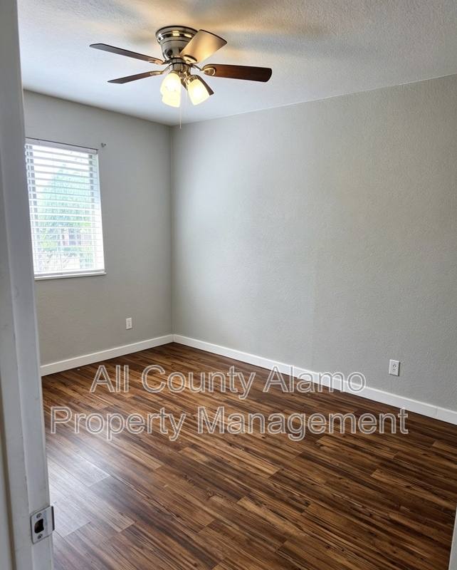 House for rent at 429 Zachry Dr, San Antonio, TX 78228