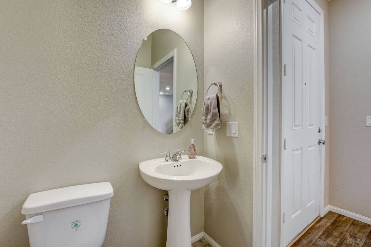 Townhouse for rent at 2806 Alenga St, Henderson, NV 89044