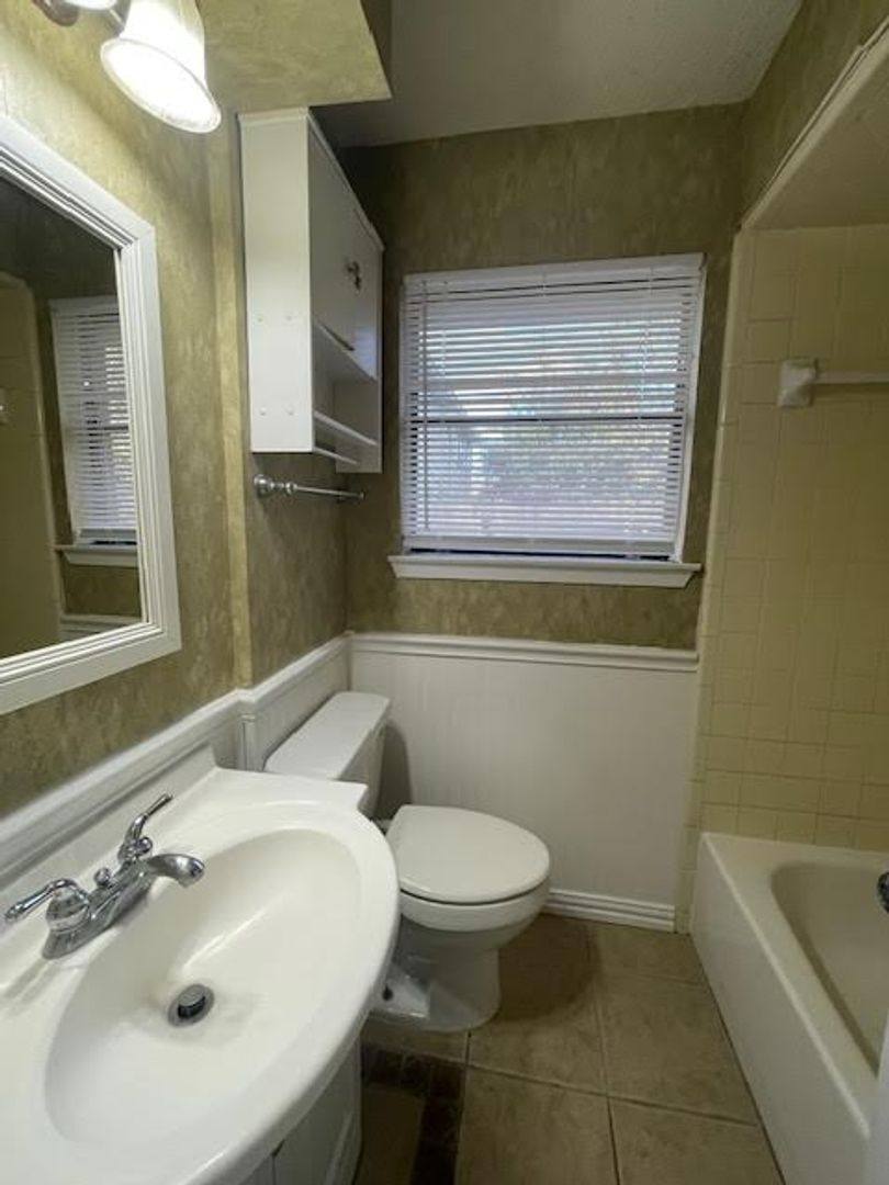 House for rent at 2108 Ramada Dr, Woodway, TX 76712