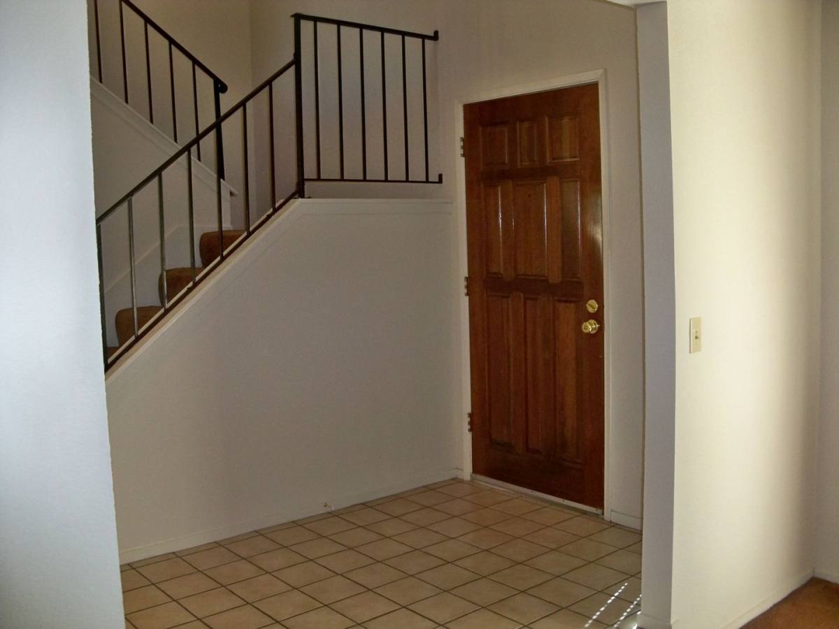 House for rent at 2124 Sunny Oak Court, Modesto, CA 95357