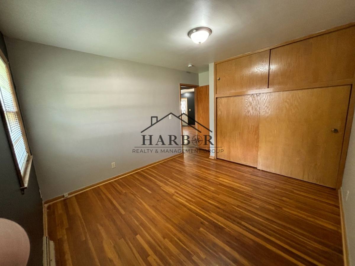 Apartment for rent at 502 19th St NW, Austin, MN 55912