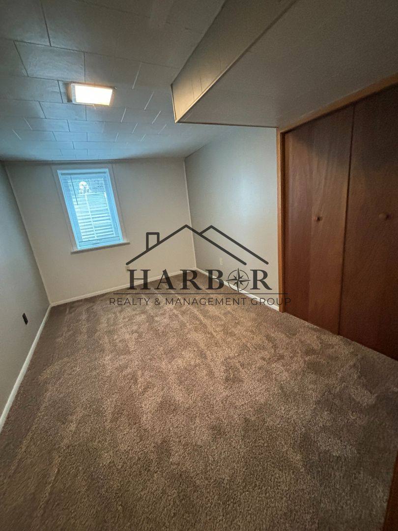 Apartment for rent at 502 19th St NW, Austin, MN 55912