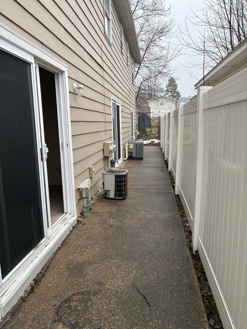 Townhouse for rent at 1843-1847 E 38th St, Erie, PA 16510