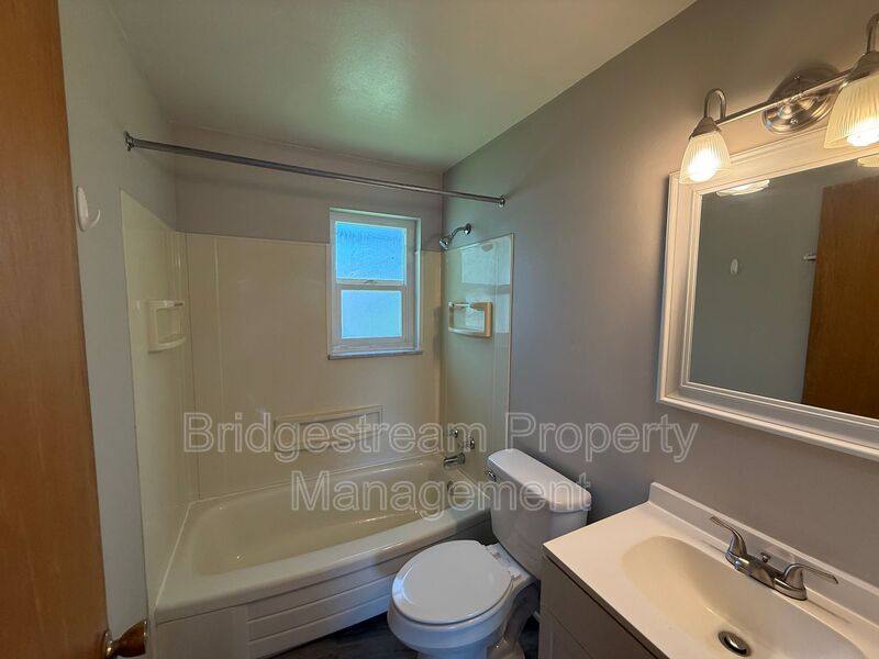 House for rent at 92 W Franklin St #3, Dayton, OH 45459