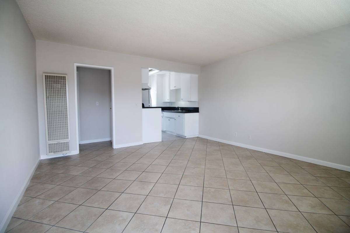 Apartment for rent at 2311 Vanderbilt Lane, Redondo Beach, CA 90278