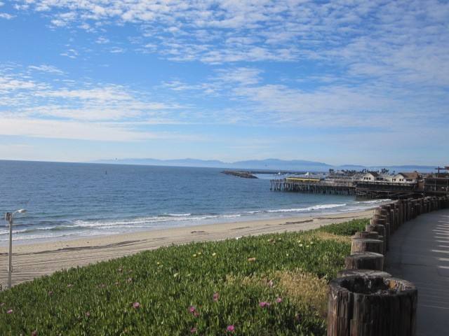 Apartment for rent at 2311 Vanderbilt Lane, Redondo Beach, CA 90278