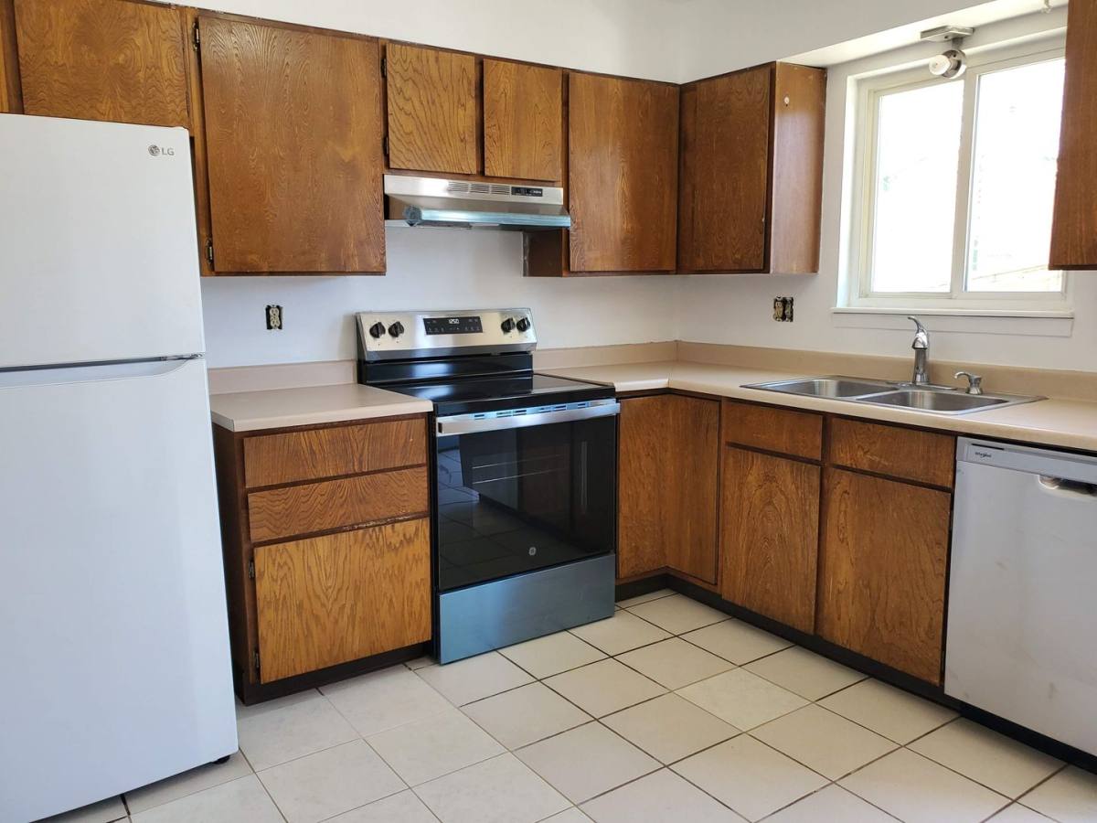 Townhouse for rent at 2377 Shawnee Dr, Colorado Springs, CO 80915