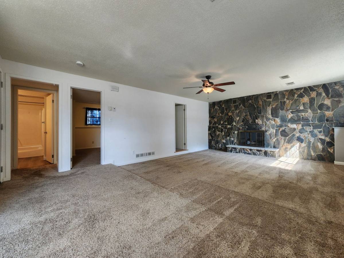 Townhouse for rent at 2800 W McClellan St, Sioux Falls, SD 57104