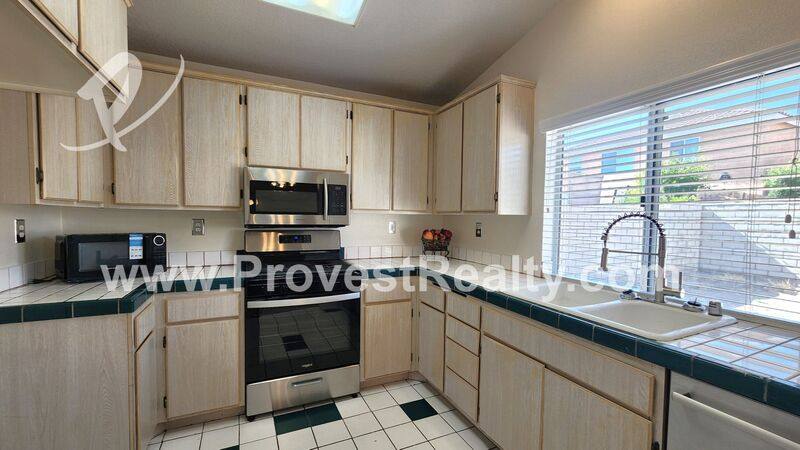 House for rent at 14440 Stivers Rd, Victorville, CA 92394