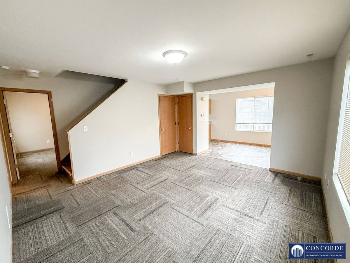 Apartment for rent at 1911 W Lake St, Lincoln, NE 68522
