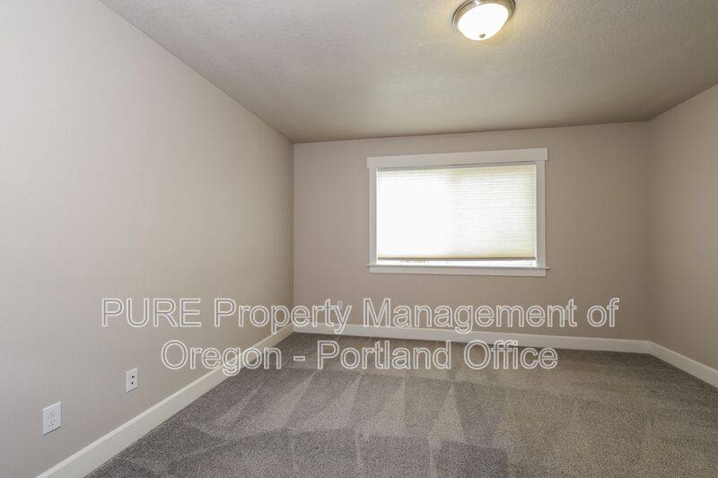 Apartment for rent at 215 NE Regan Hill Loop, Estacada, OR 97023