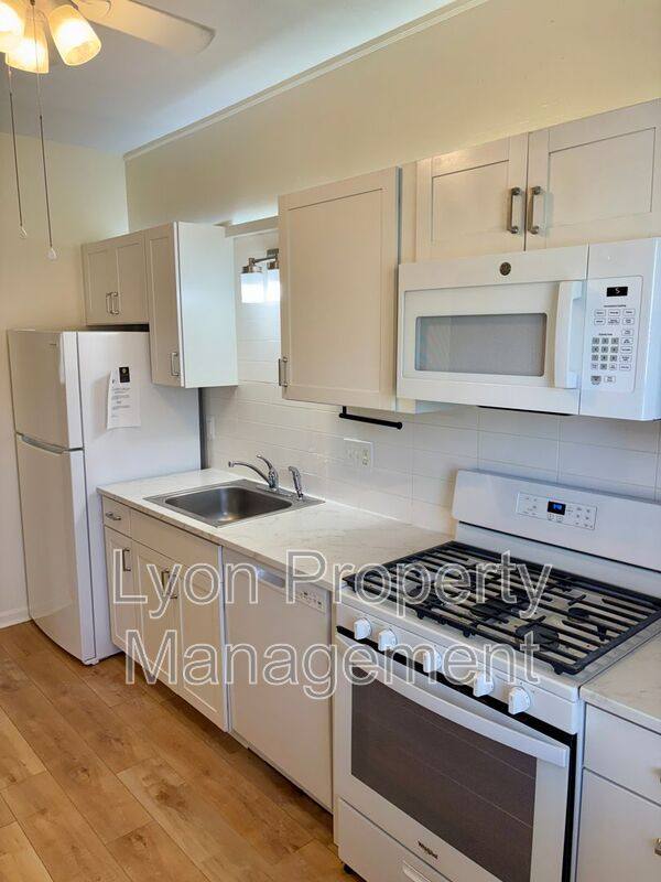 Apartment for rent at 84 Prospect St #4, Pawtucket, RI 02860