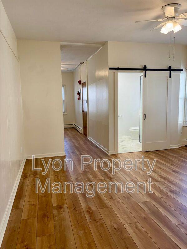 Apartment for rent at 84 Prospect St #4, Pawtucket, RI 02860
