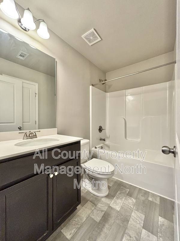 Townhouse for rent at 5064 Silver Fox Trail, Oakwood, GA 30566
