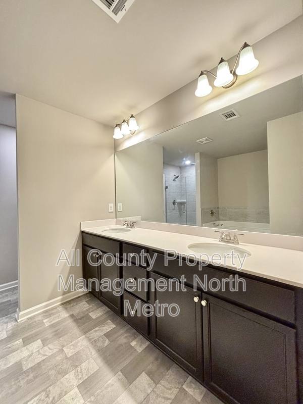 Townhouse for rent at 5064 Silver Fox Trail, Oakwood, GA 30566