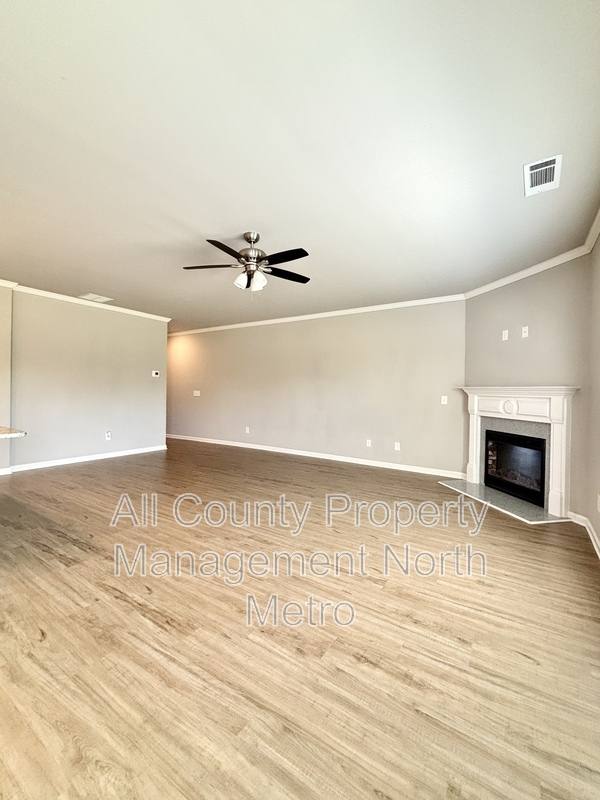 Townhouse for rent at 5064 Silver Fox Trail, Oakwood, GA 30566