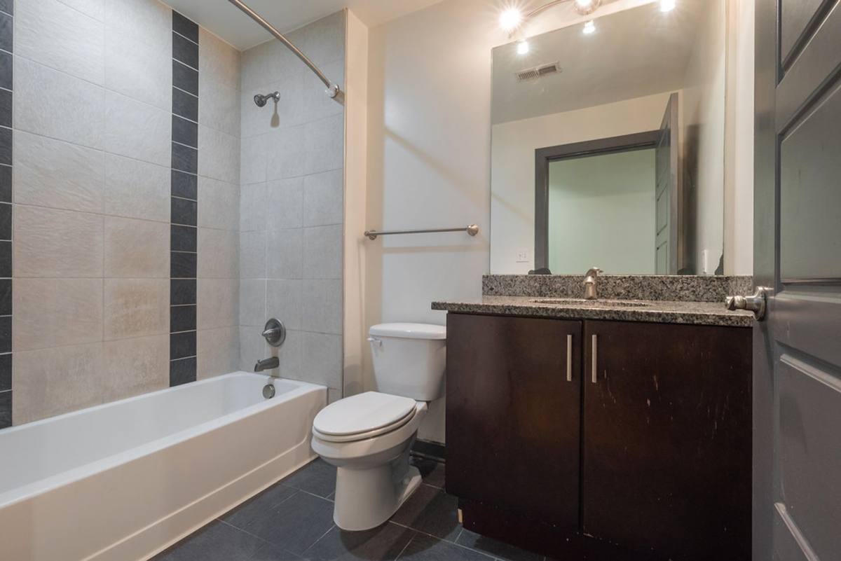 Apartment for rent at 325 Brown St, Petersburg, VA 23803