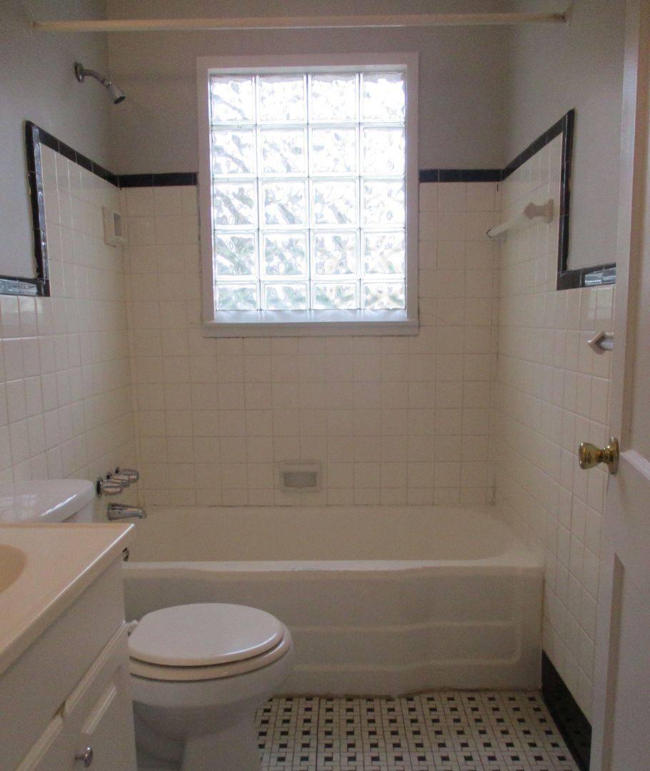 Apartment for rent at 404 - 414 Turnpike, Fayetteville, NC 28305