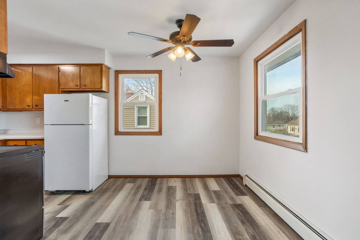 Apartment for rent at 1730 Harold St, Green Bay, WI 54302