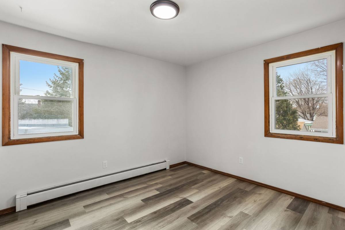 Apartment for rent at 1730 Harold St, Green Bay, WI 54302