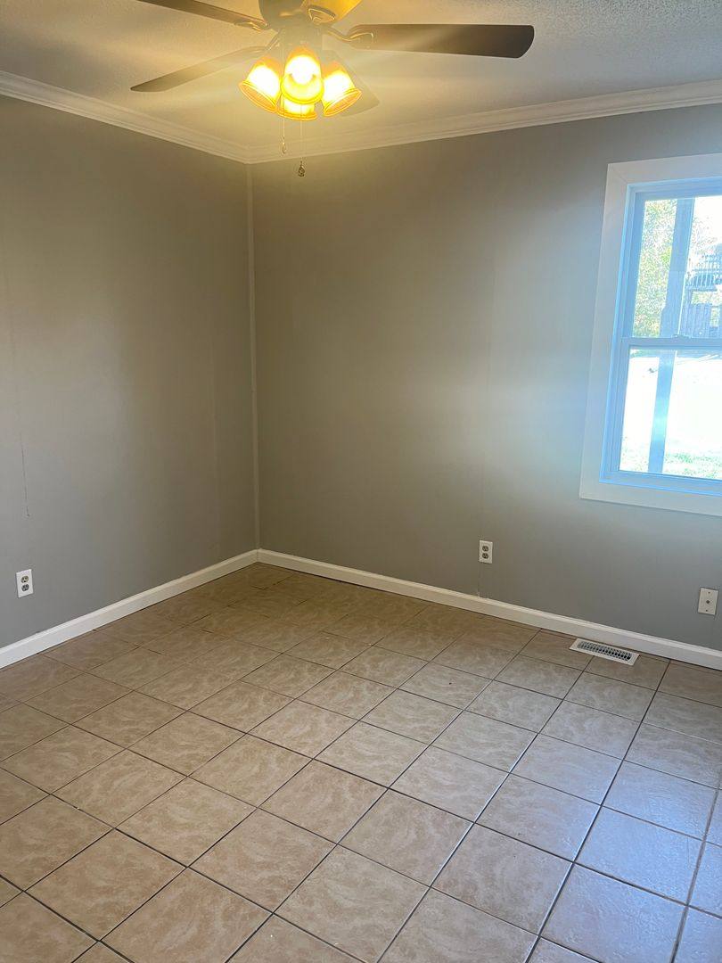 Apartment for rent at 235 SE 121 Rd, Warrensburg, MO 64093