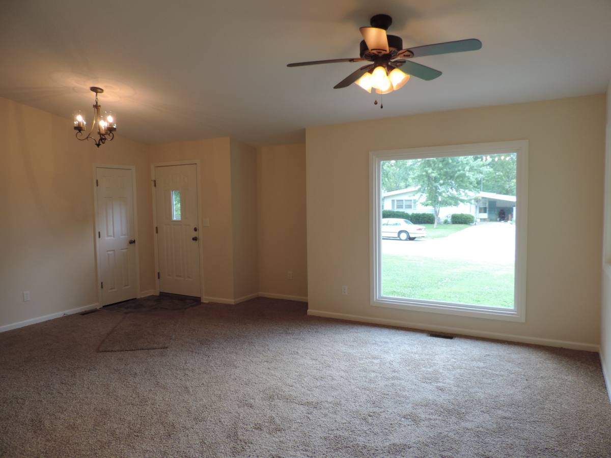 House for rent at 804 E Clark, Warrensburg, MO 64093