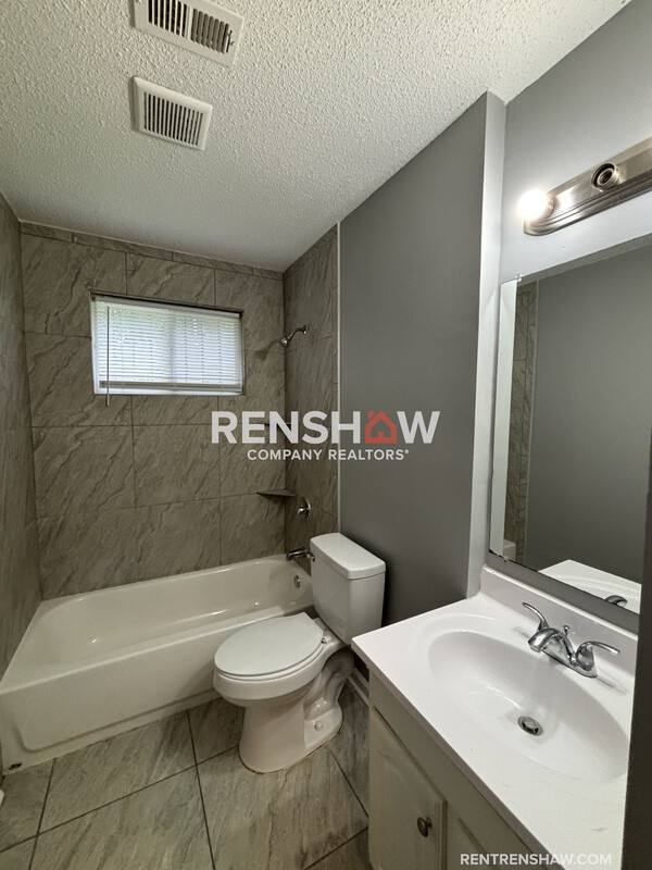 Apartment for rent at 3000 Elbert Cove, Memphis, TN 38127