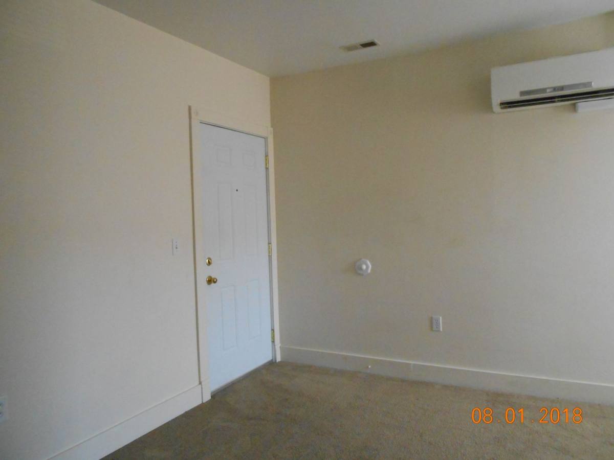 Apartment for rent at 312-16 E 1st St, Newberg, OR 97132