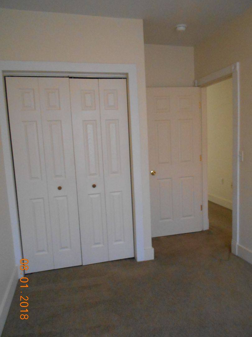 Apartment for rent at 312-16 E 1st St, Newberg, OR 97132
