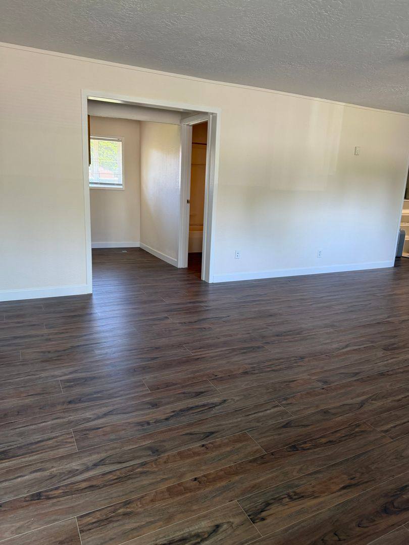 Apartment for rent at 603-05 NW Beary St, McMinnville, OR 97128