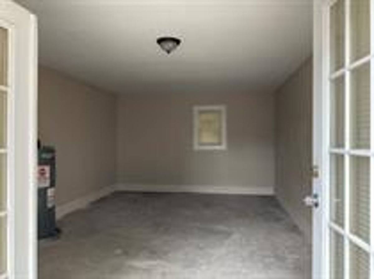 House for rent at 2347 Rhodes Ave, Baton Rouge, LA 70802