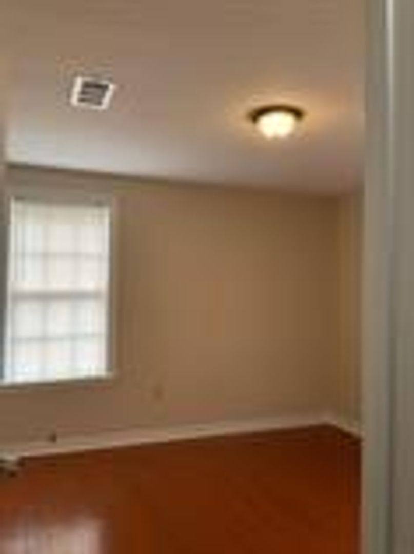 House for rent at 2347 Rhodes Ave, Baton Rouge, LA 70802
