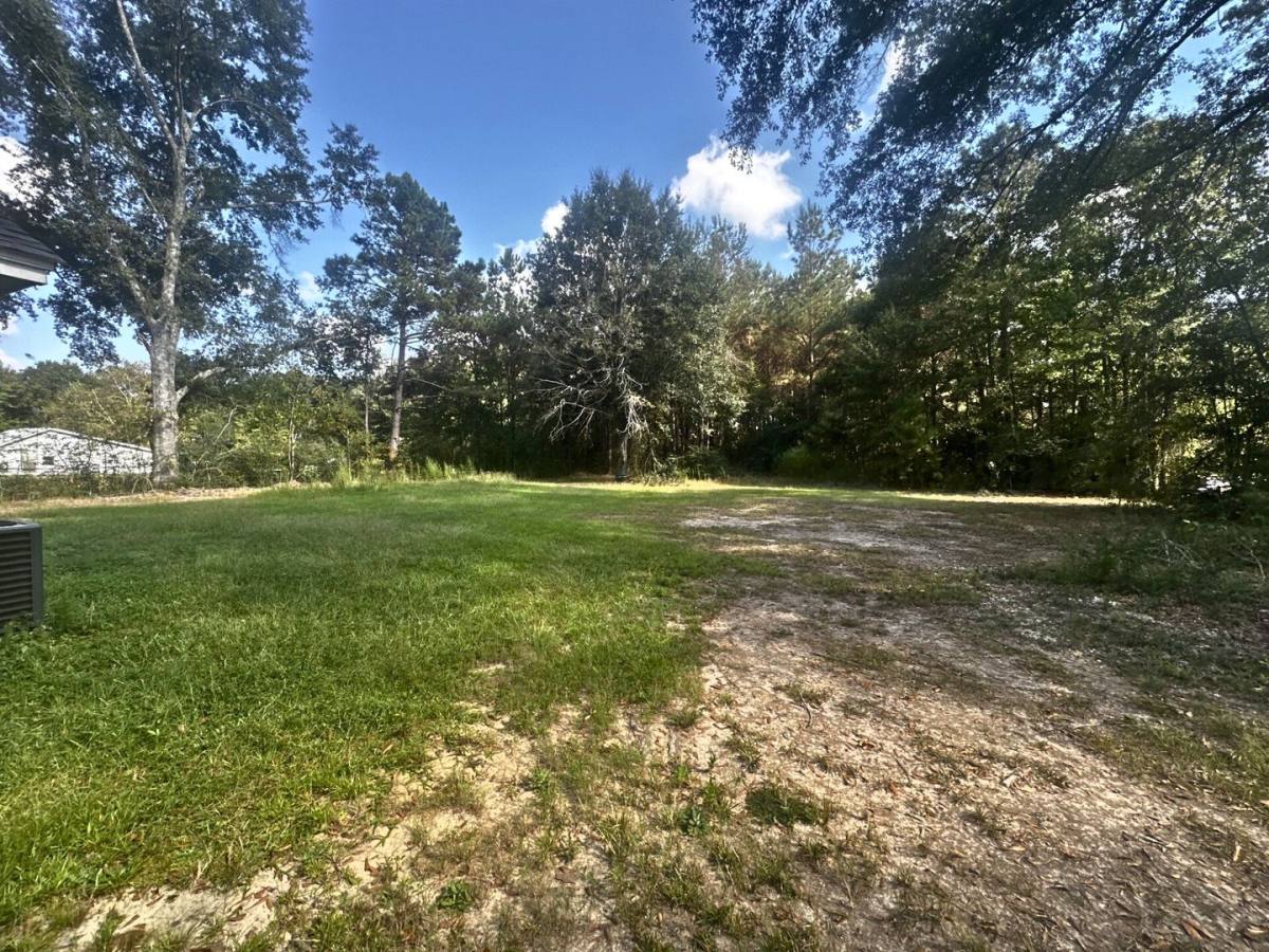 House for rent at 24473 Marie Dr, Loranger, LA 70446