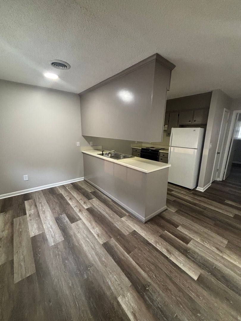 Apartment for rent at 1903 Holmes St, Tupelo, MS 38801