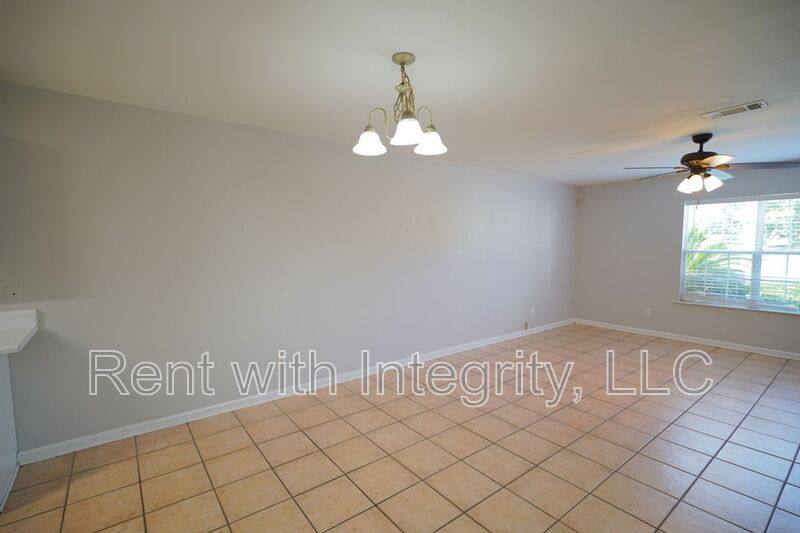 Townhouse for rent at 859 W Brevard St 2, Tallahassee, FL 32304