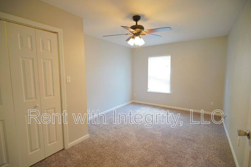 Townhouse for rent at 859 W Brevard St 2, Tallahassee, FL 32304