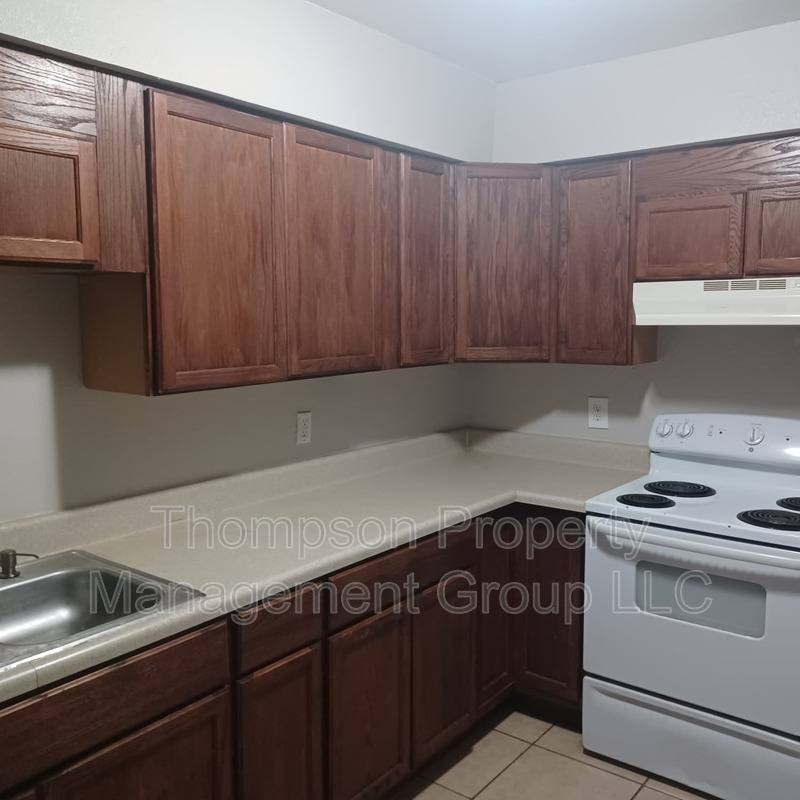 Apartment for rent at 2704 E 25th Ave, Tampa, FL 33605