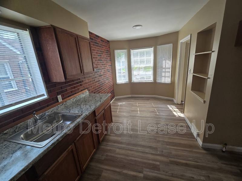 House for rent at 11035 Worden St, Detroit, MI 48224