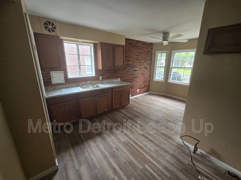 House for rent at 11035 Worden St, Detroit, MI 48224