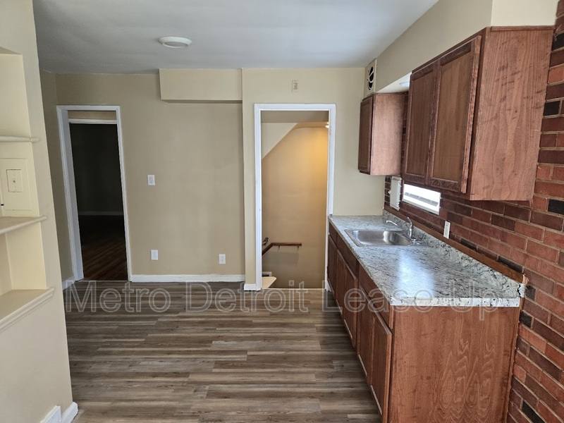 House for rent at 11035 Worden St, Detroit, MI 48224