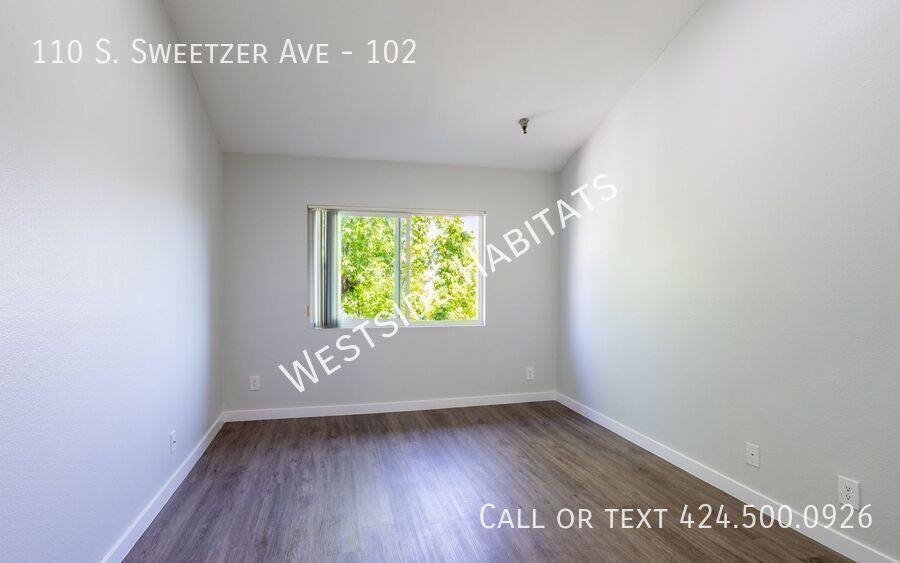 Apartment for rent at 110 S Sweetzer Ave, Los Angeles, CA 90048