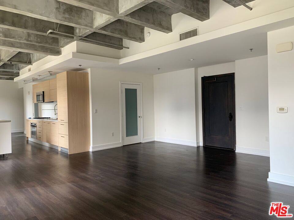 House for rent at 727 W 7th St, Los Angeles, CA 90017