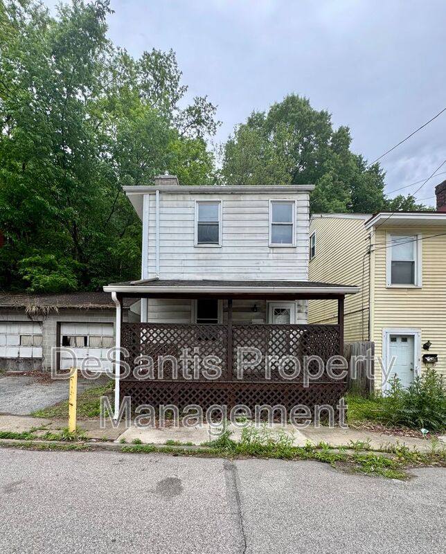 House for rent at 3150 Lecky Ave, Pittsburgh, PA 15212