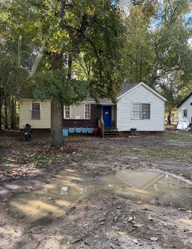 House for rent at 424 Loring Ave, Sumter, SC 29150