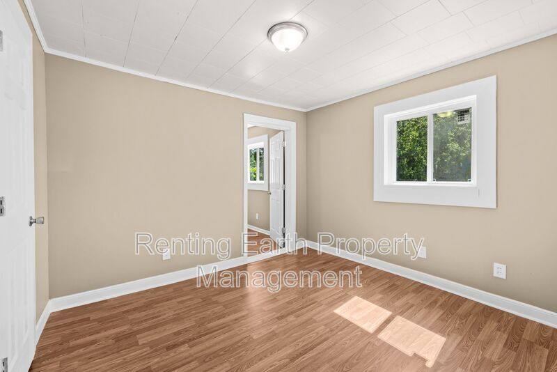 House for rent at 1929 15th St N, Bessemer, AL 35020